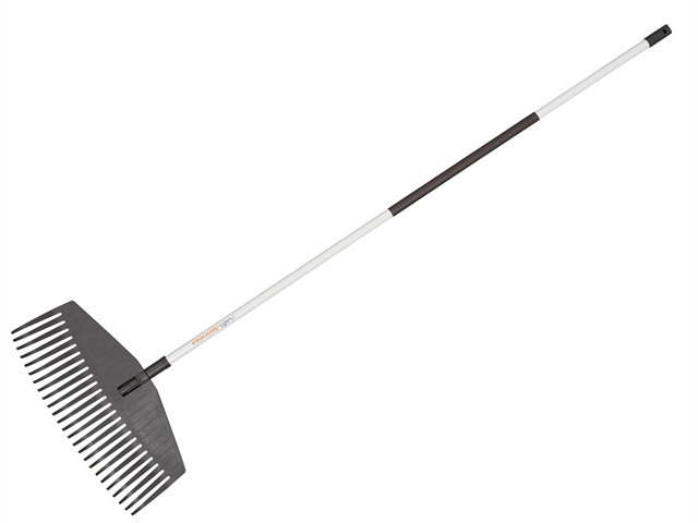 Fiskars Light Leaf Rake