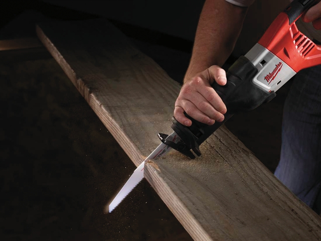 Milwaukee M18 HD18 SX-402C SAWZALL® 18 Volt 2 x 4.0Ah Li-Ion 18V 3