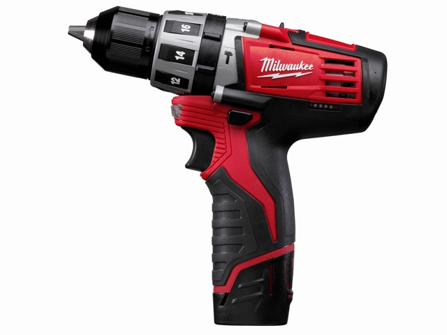 Milwaukee M12 RED Twin Pack With 30-Piece Bit Set 12 Volt 2 x 2.0Ah Li-Ion 12V 4