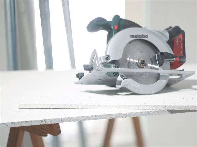 Metabo KSA-18LTXN 165mm Circular Saw 18 Volt 2 x 4.0Ah Li-Ion 18V 5