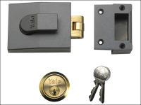 Yale Locks 81 Rollerbolt Nightlatch 60mm Backset DMG Finish Box