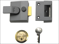 Yale Locks 85 Deadlocking Nightlatch 40mm Backset DMG Finish Box